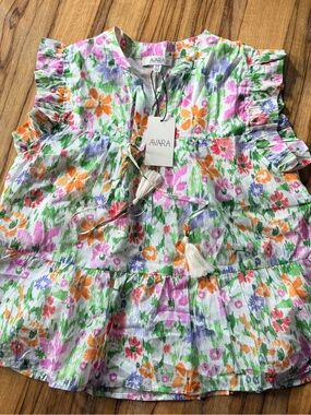 Avara Faye Multi Floral Flutter Sleeve Top